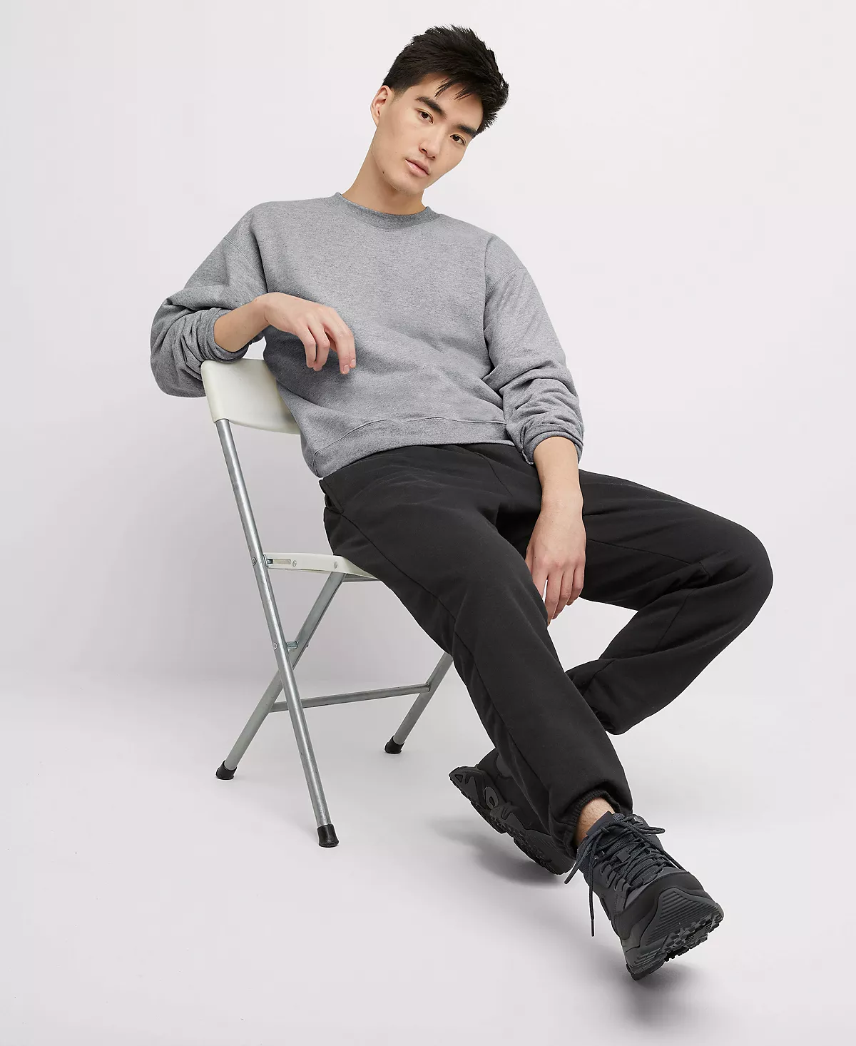 Ультрамодная мужская толстовка из плотного флиса с круглым вырезом 4890₽