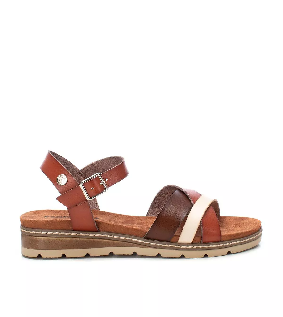 Женские босоножки на плоской подошве с ремешками от