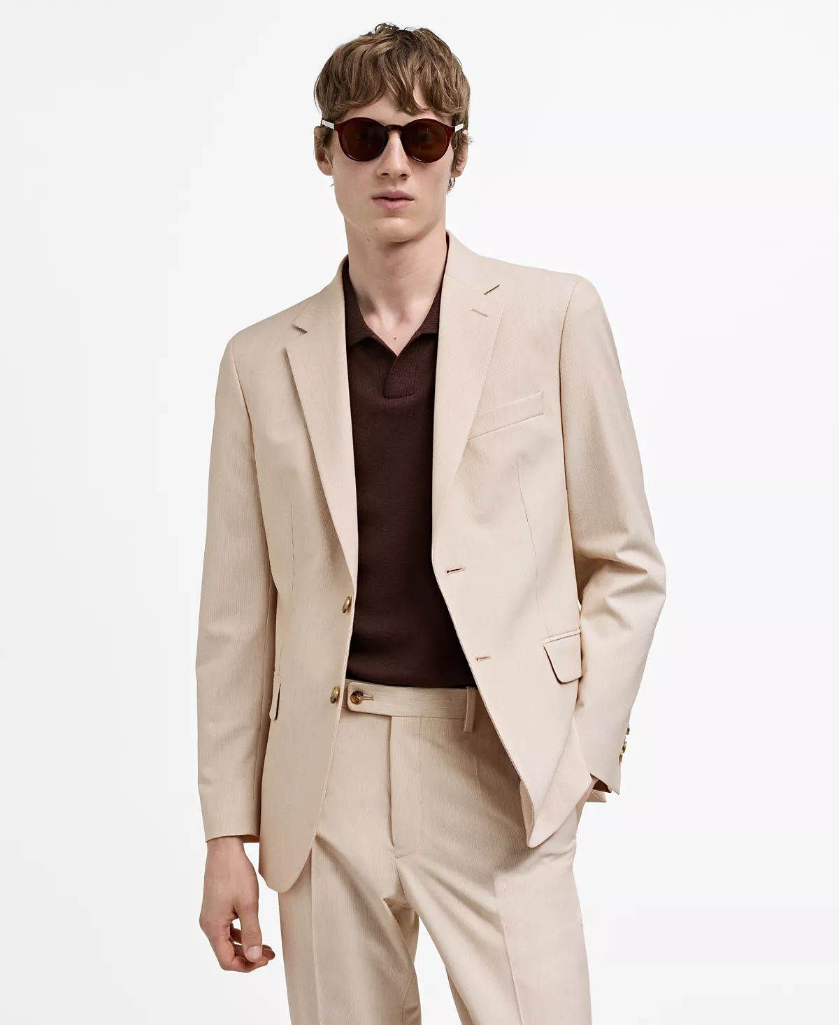 Приталенный блейзер для мужского костюма из эластичной ткани Mango 13290₽