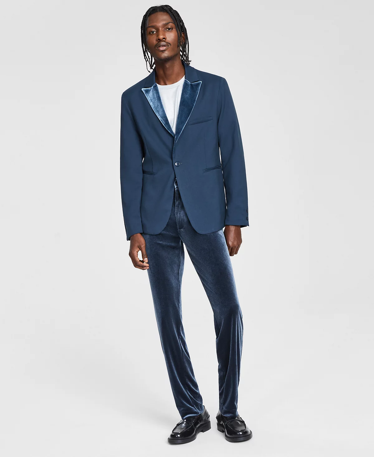 Мужское спортивное пальто с бархатным отворотом и козырьком из мишуры 7890₽