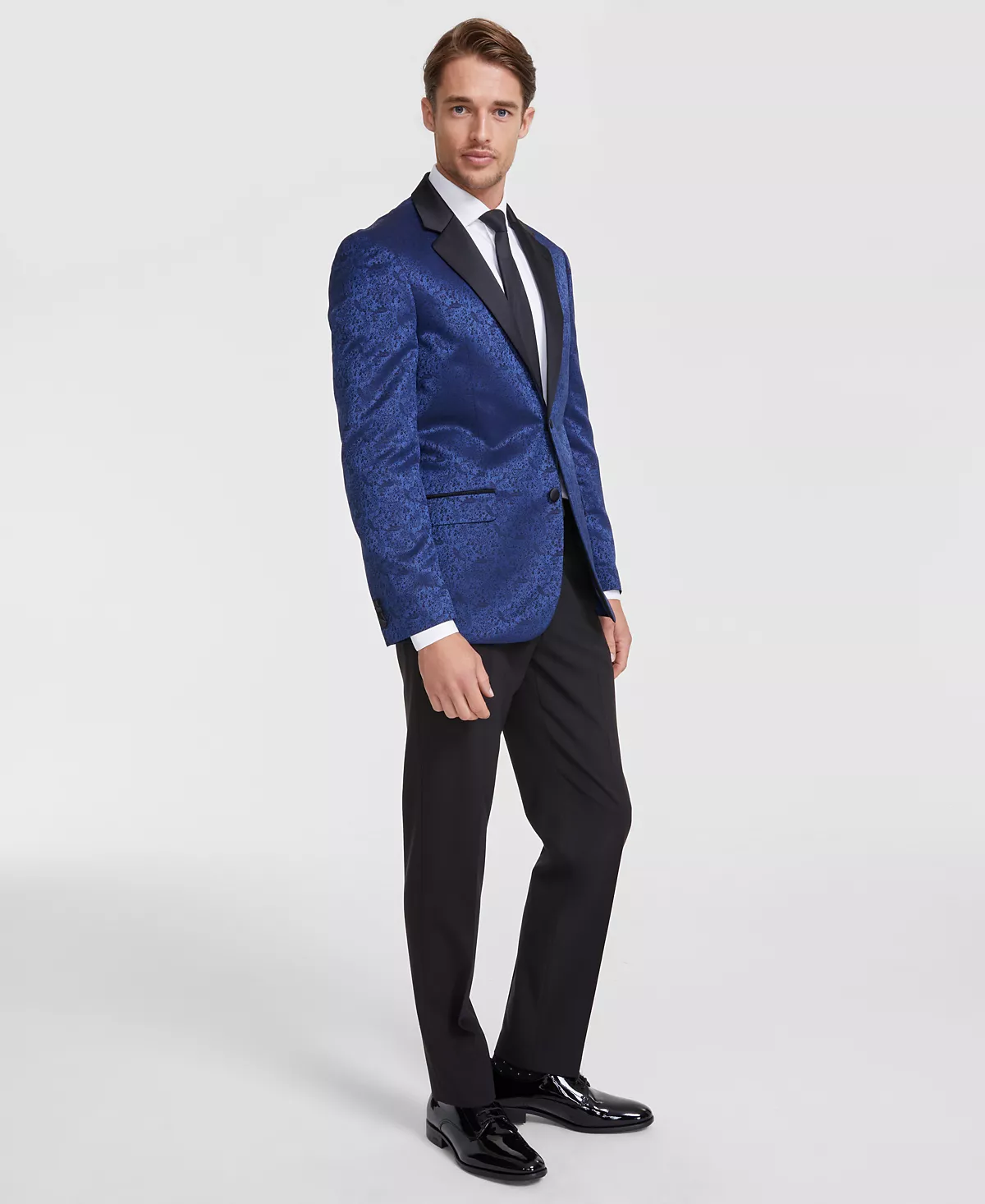 Мужской приталенный вечерний пиджак 11390₽