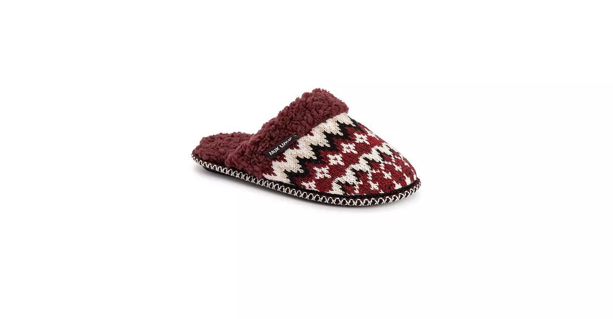 Женские шлепанцы Frida с потертостями от Muk Luks 3390₽