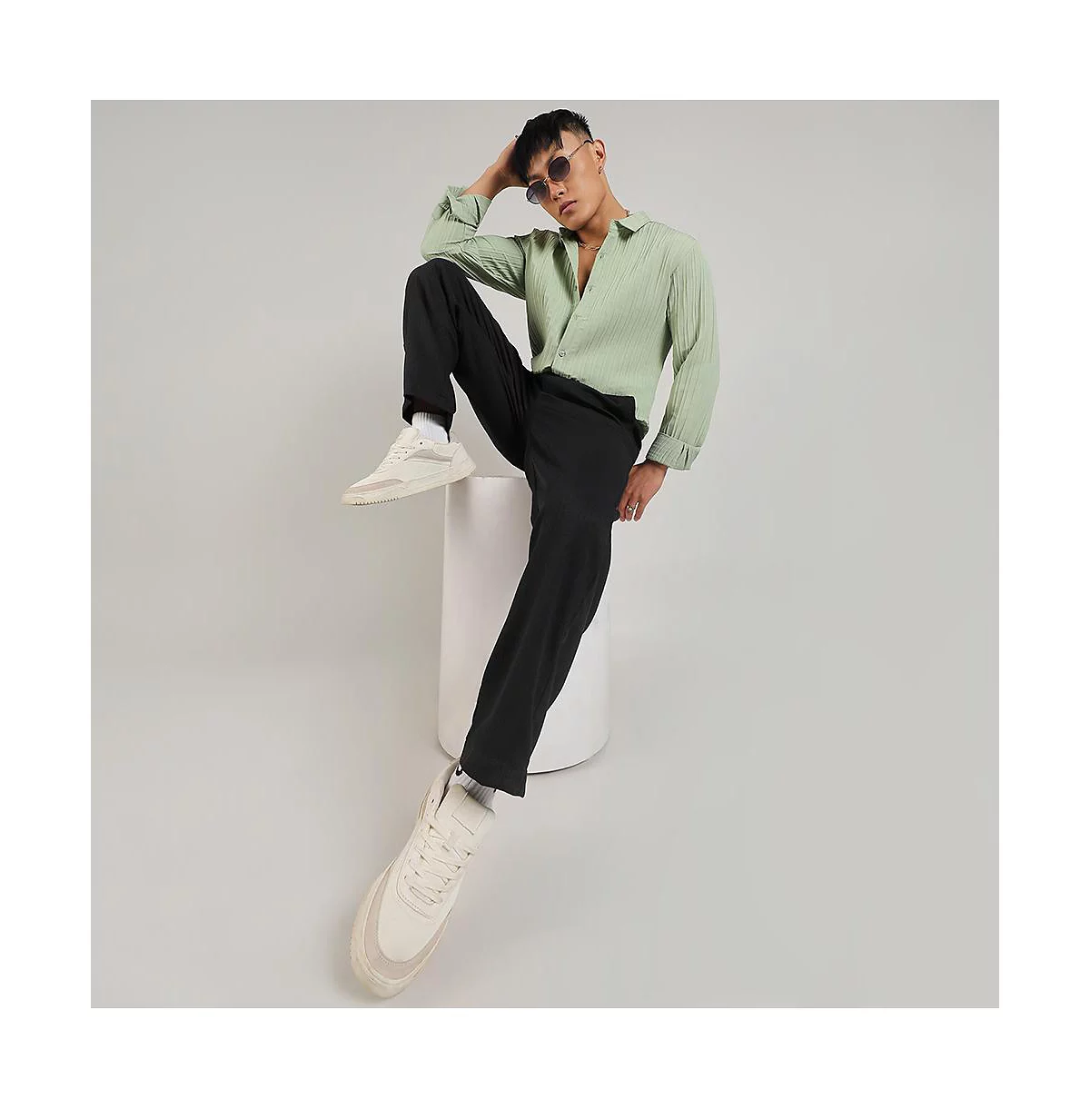 Мужская рубашка в полоску собственного дизайна фисташково-зеленого цвета 11990₽