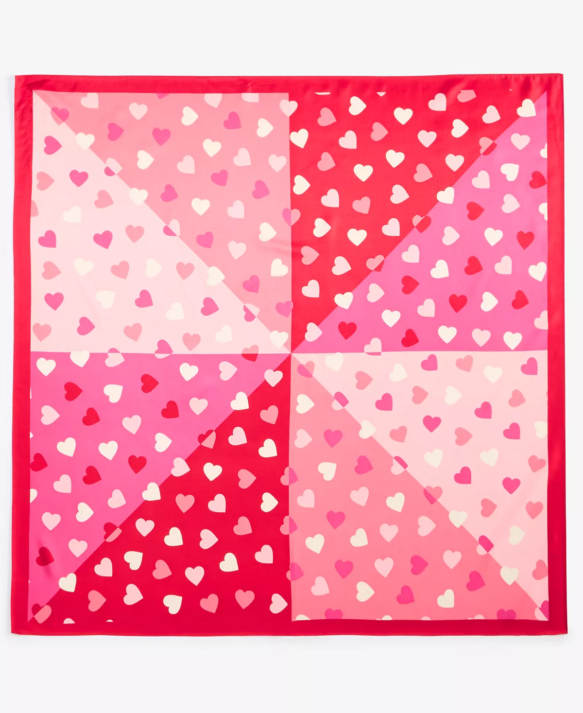 Квадратный шарф в виде сердечек с цветными блоками, эксклюзивно в Macy's