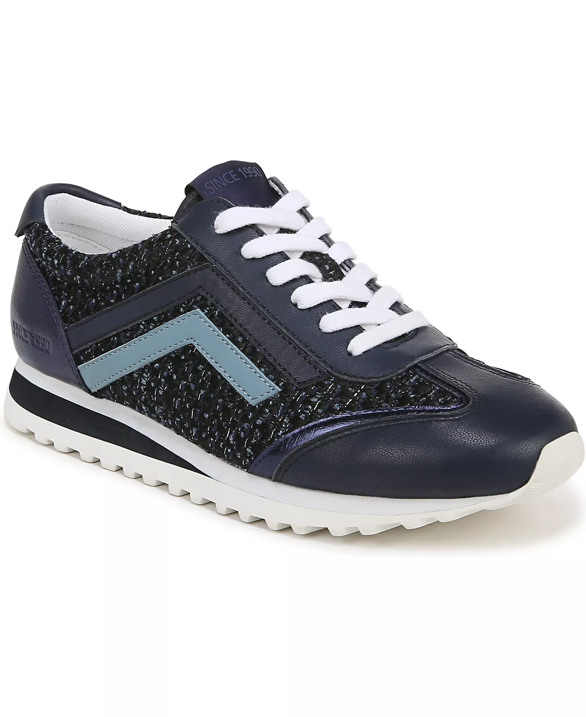 Женские кроссовки для бега трусцой Matera Retro на шнуровке 19790₽