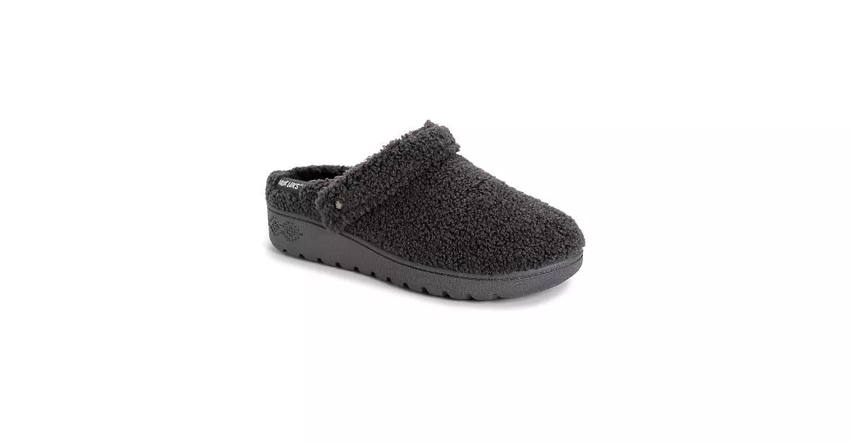 Женские кроссовки Quianna Lara от Muk Luks 4190₽