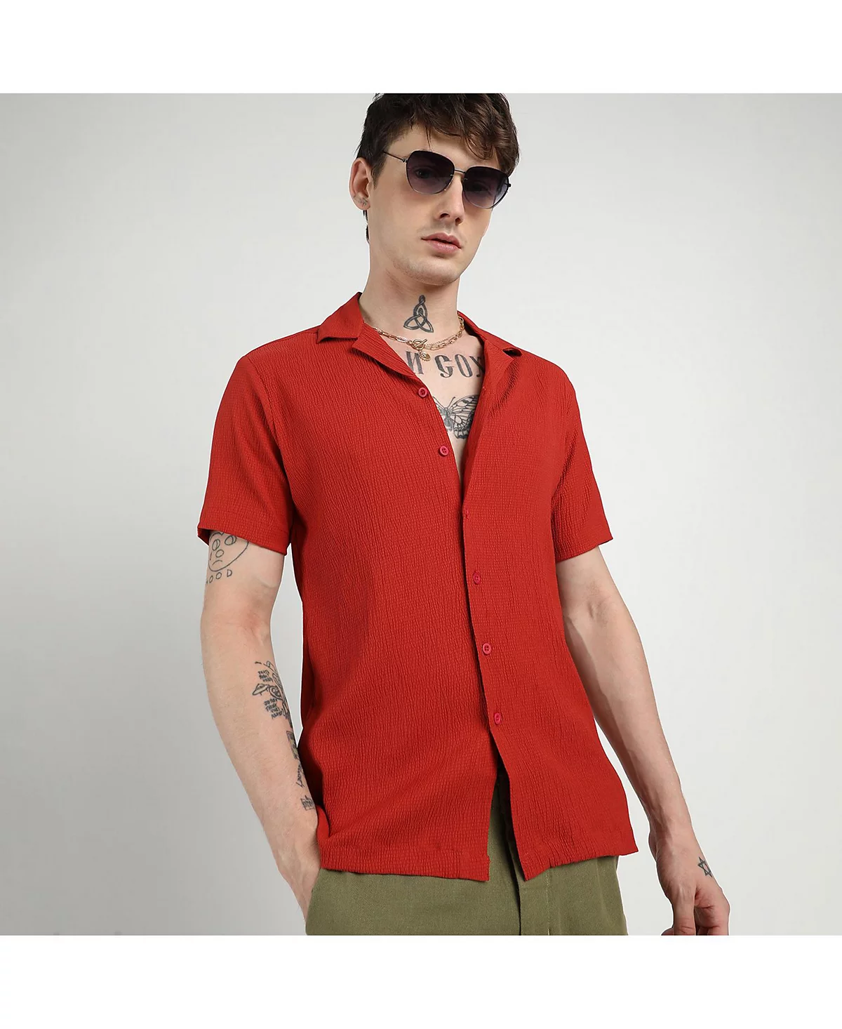 Мужская алая рубашка в складку Campus Sutra от Campus Sutra 11990₽