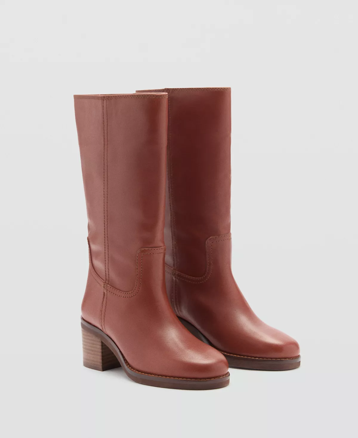 Женские кожаные ботильоны MANGO Mango на блочном каблуке 22090₽