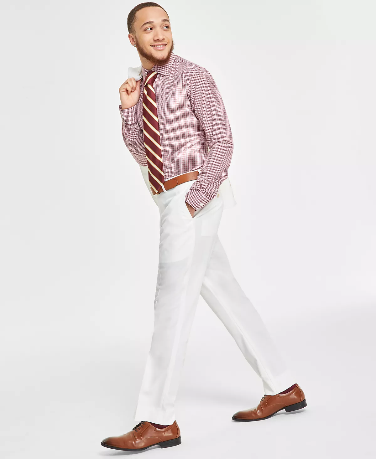 Мужские однотонные костюмы классического кроя из коллекции Tayion с раздельными брюками