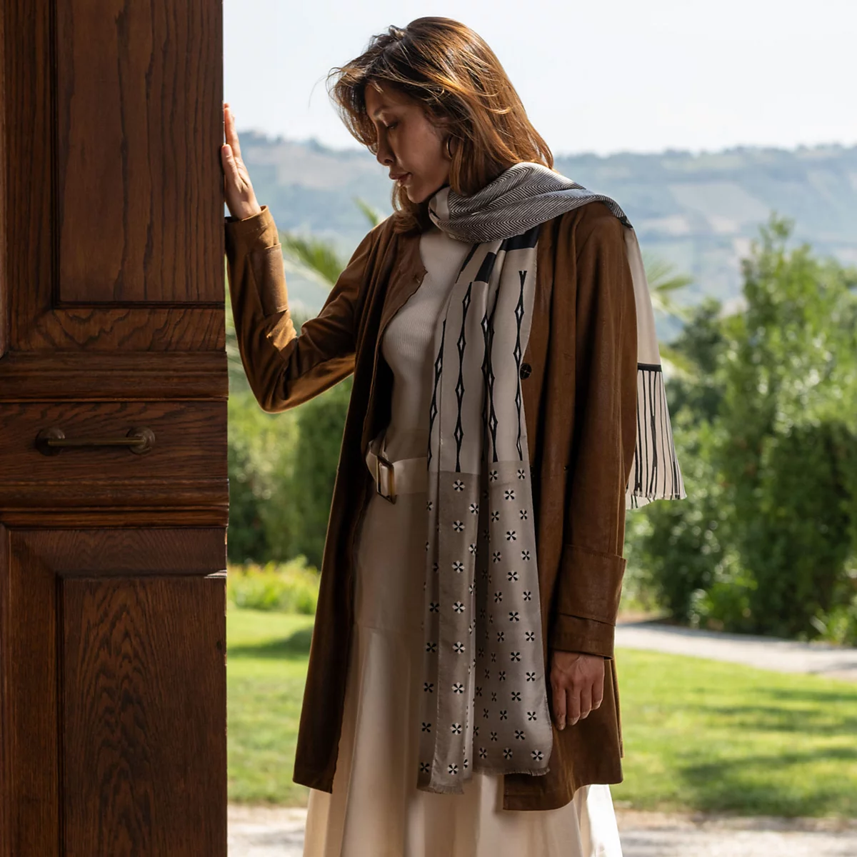 Элизабетта Атри - Большой шелковый шарф