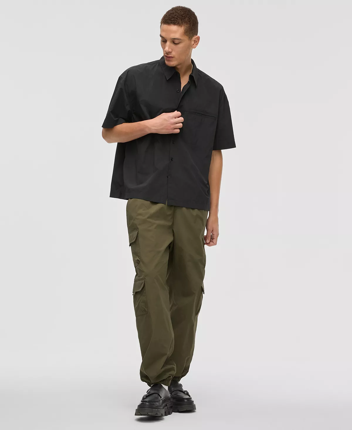 Мужские нейлоновые джоггеры-карго эксклюзивно в Macys 13190₽