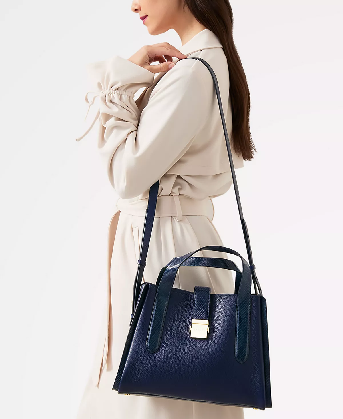 Кожаная сумка-захват на молнии Sloane Street 39690₽