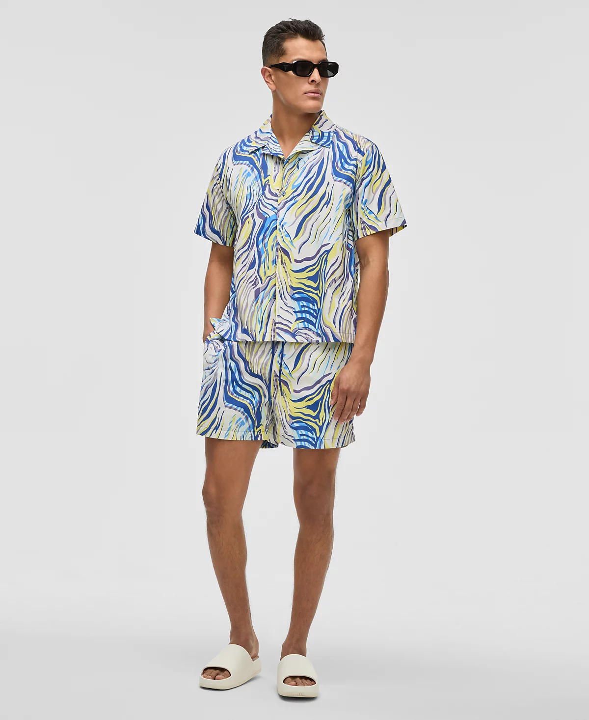 Модная мужская рубашка с текстурой ретро-волны эксклюзивно представленная в Macys 8490₽