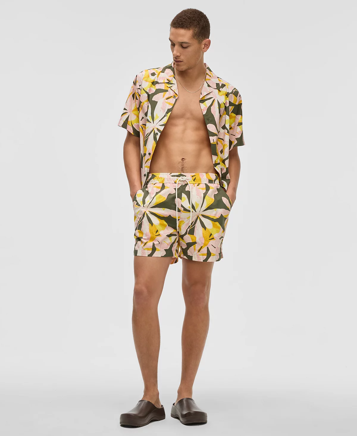 Мужские плавки Mode of One с принтом в цветочных тонах обычного покроя эксклюзивно в Macys 11290₽