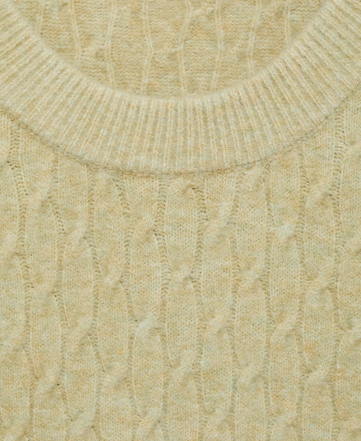 Мужской приталенный свитер из плетеной вязки Mango 15190₽