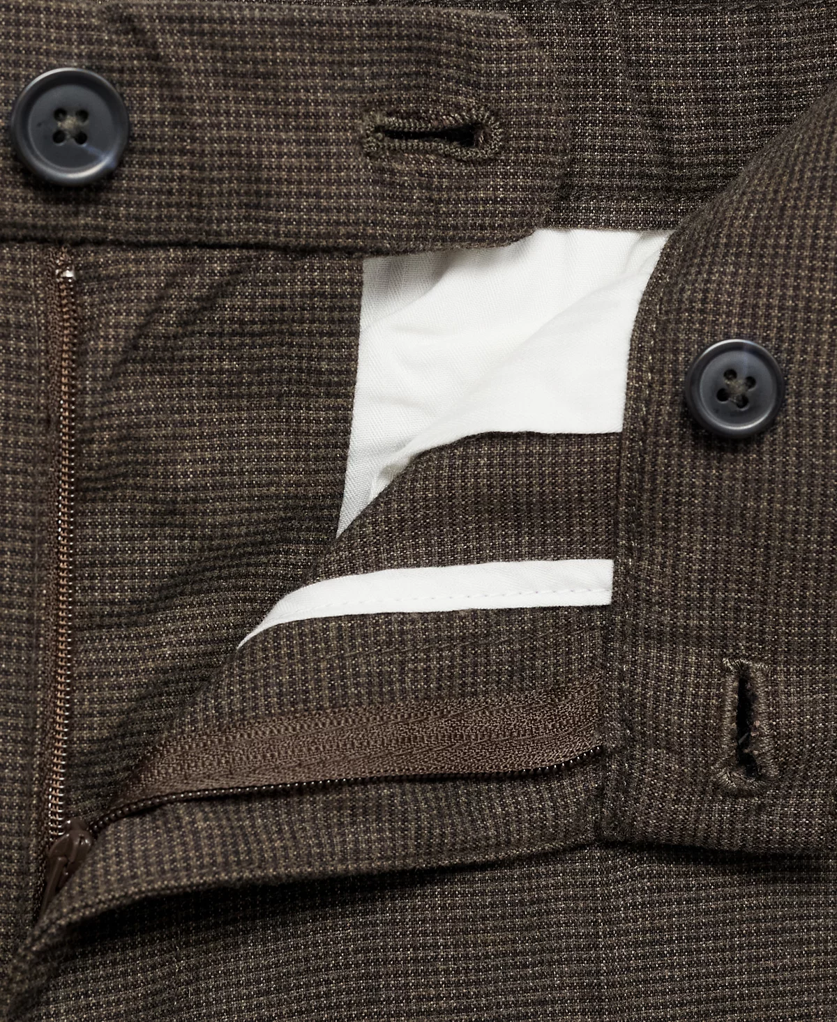 Мужские фланелевые брюки Mango из микрофибры в тонкую клетку 11390₽