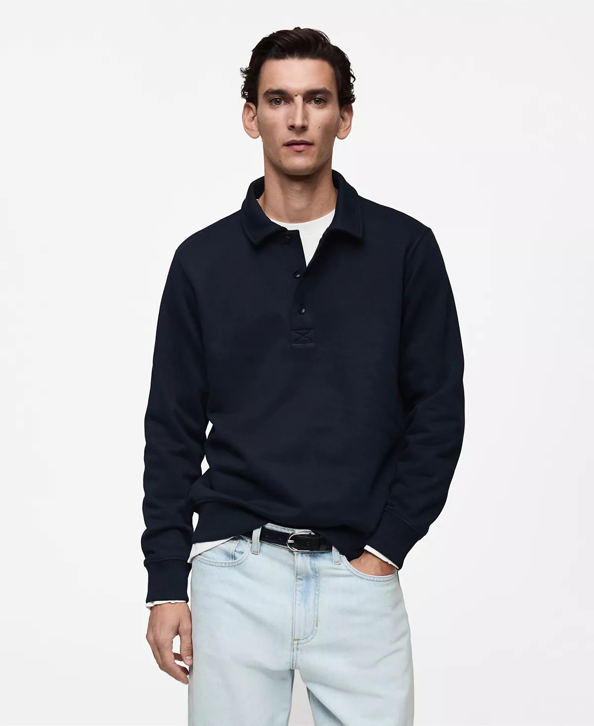 Мужская приталенная хлопковая толстовка поло Mango из хлопка 9490₽