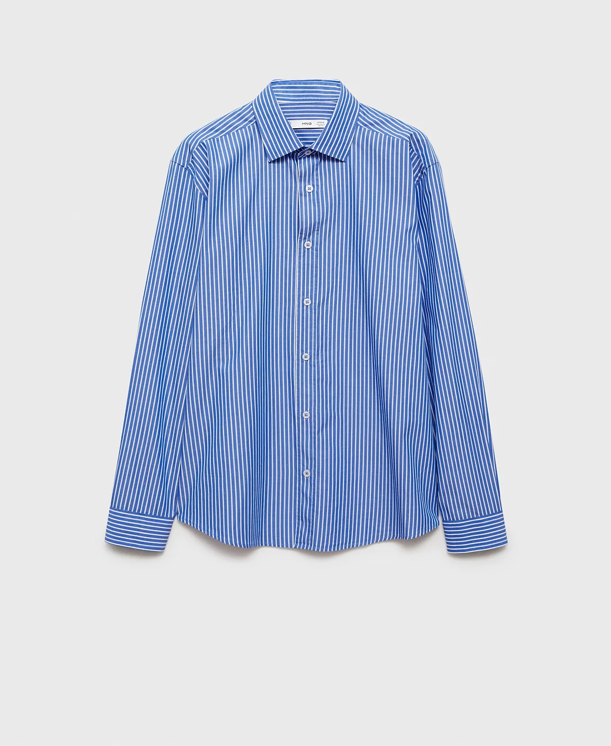 Мужская хлопчатобумажная рубашка в полоску обычного покроя от Mango 11390₽