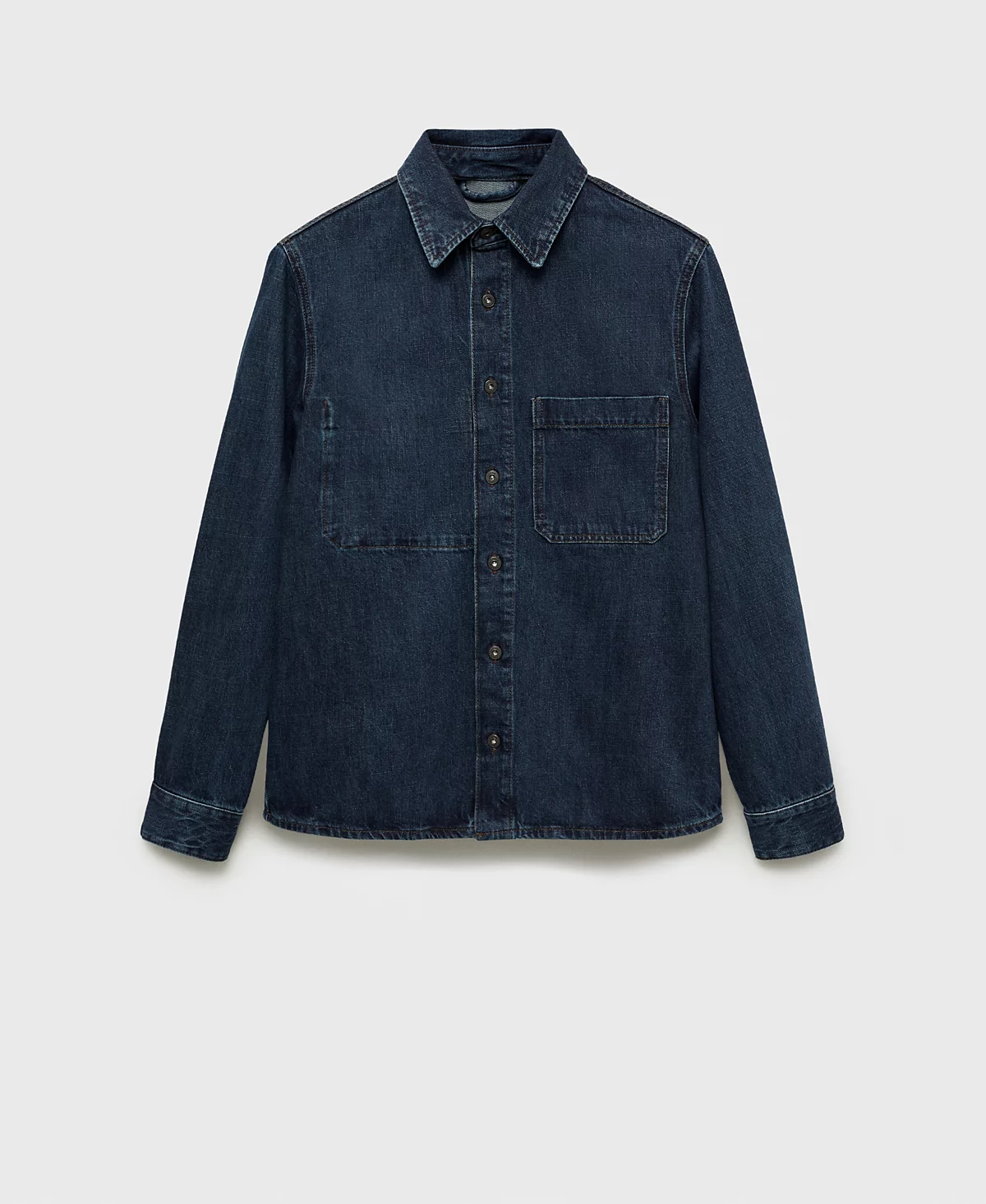 Мужская джинсовая верхняя рубашка Mango обычного покроя 11390₽