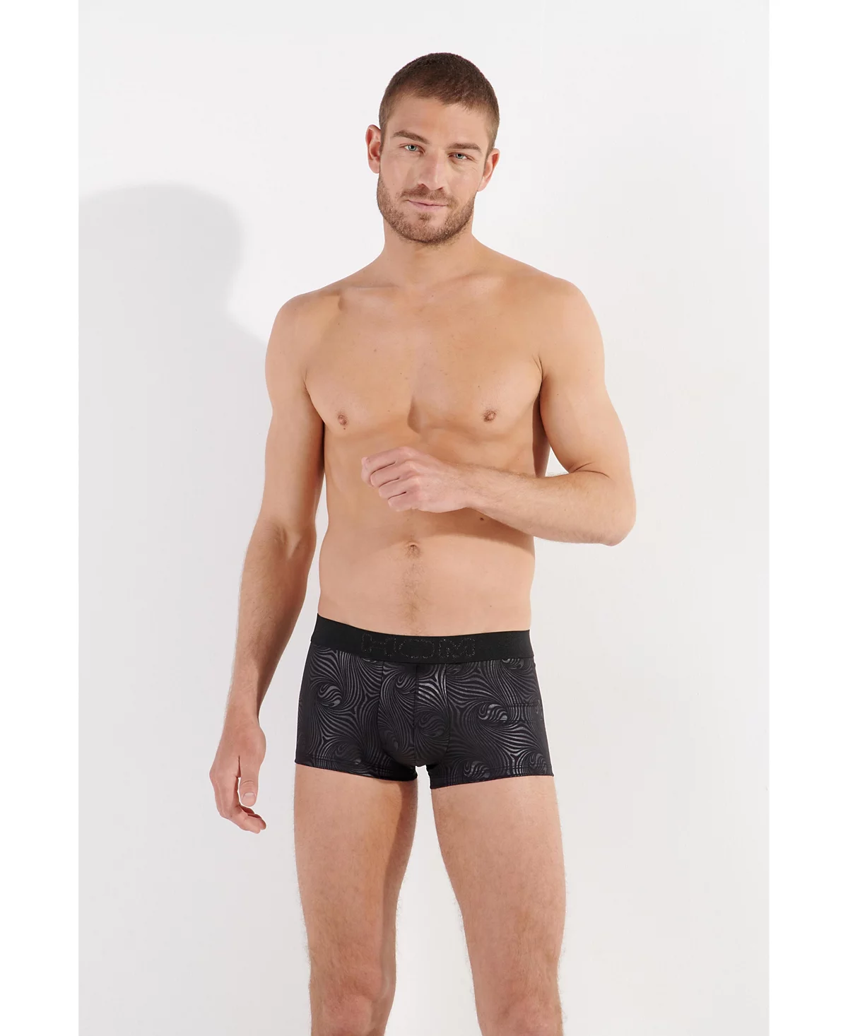 Мужской чемодан HOM USA 8590₽