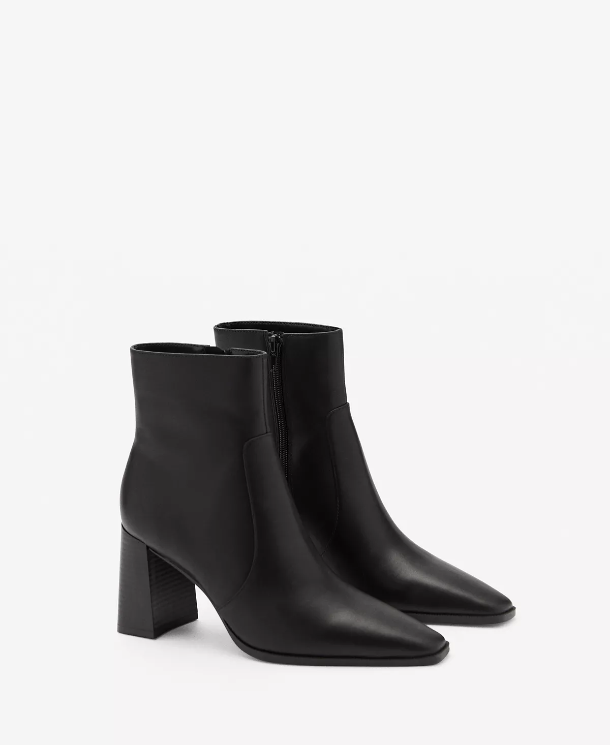 Женские кожаные ботильоны Mango на высоком каблуке 18990₽