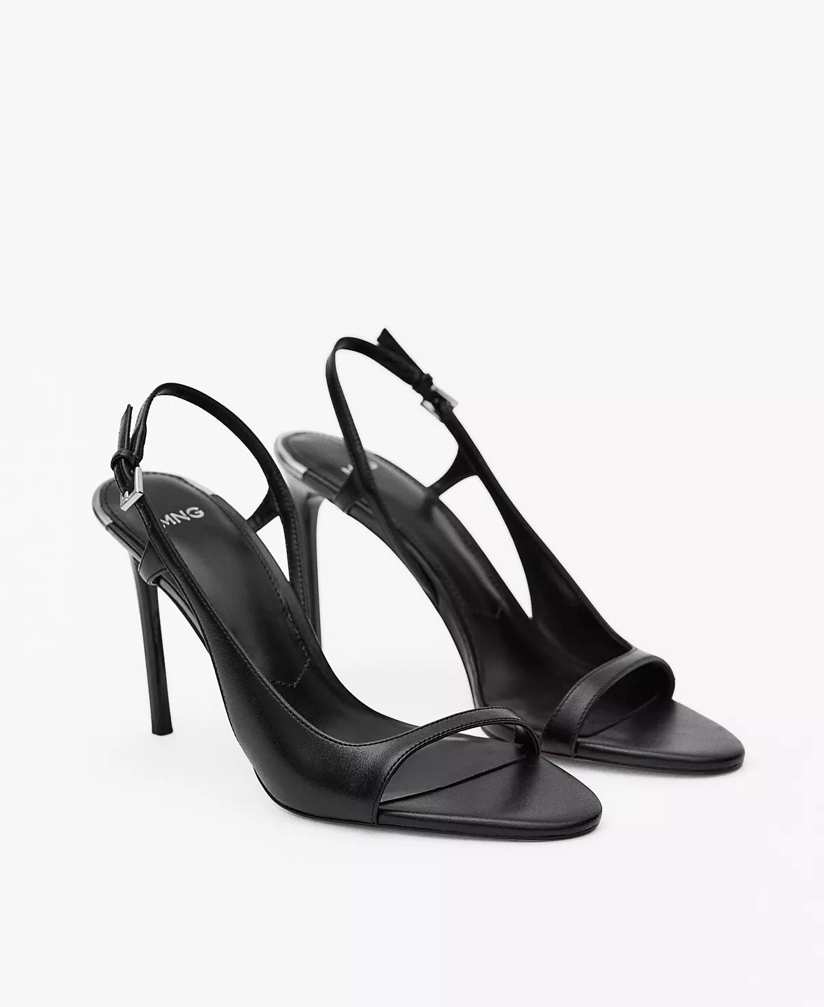 Женские кожаные босоножки Mango на асимметричном каблуке 30490₽