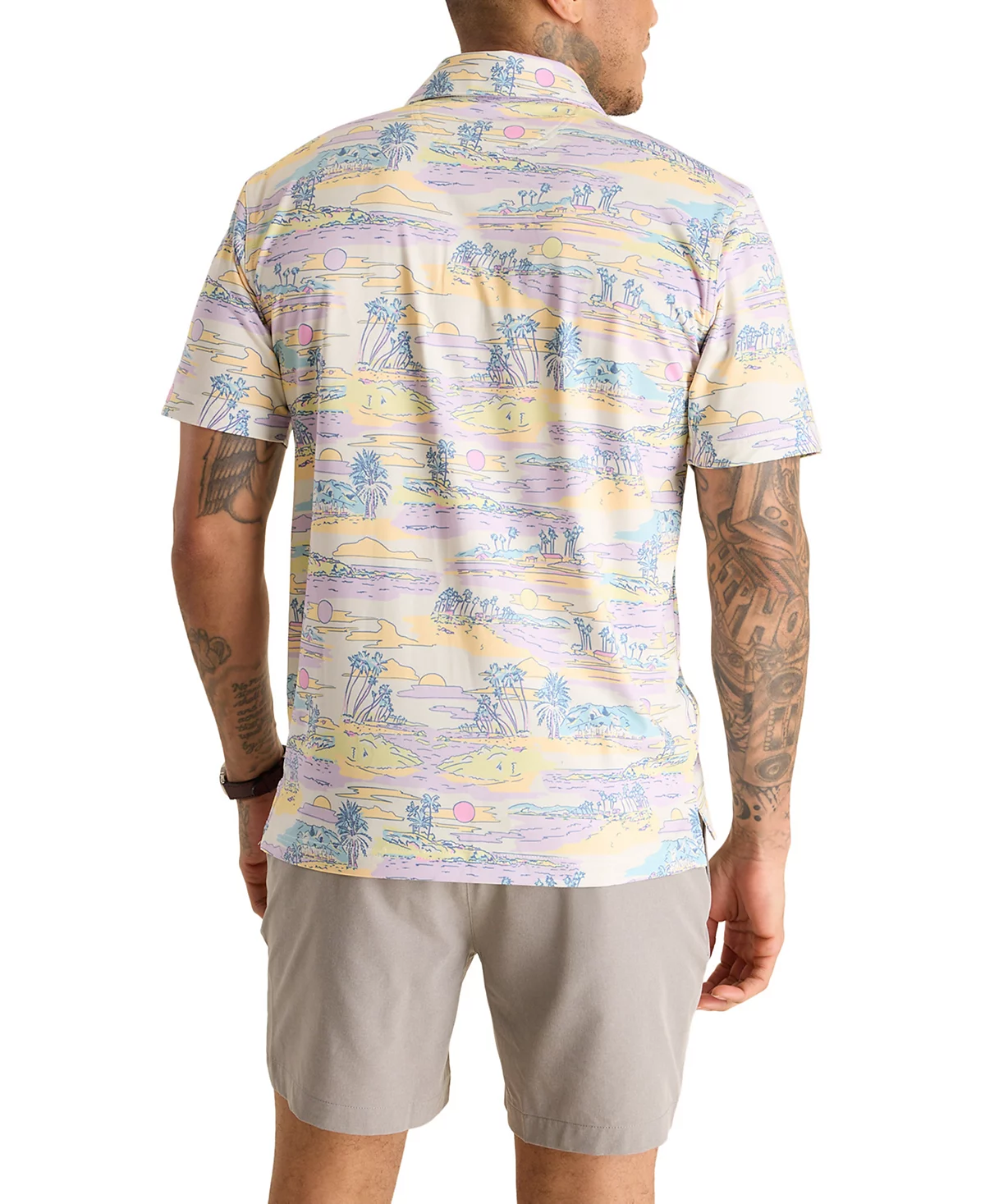 Мужская рубашка поло The Kiss от Chubbies в пастельных тонах с коротким рукавом и островным принтом 11290₽