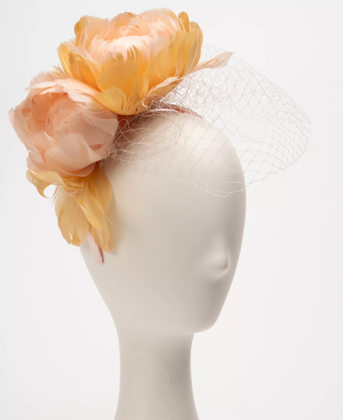 Очарователь перьев и цветов 18690₽