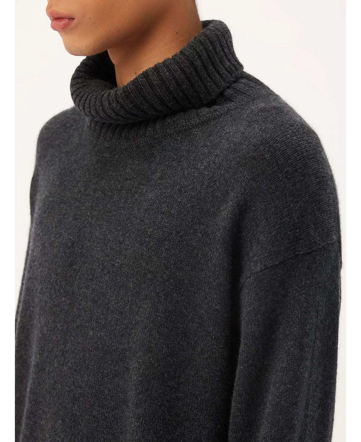 Мужская водолазка из 100% кашемира Gobi Cashmere с высоким воротом