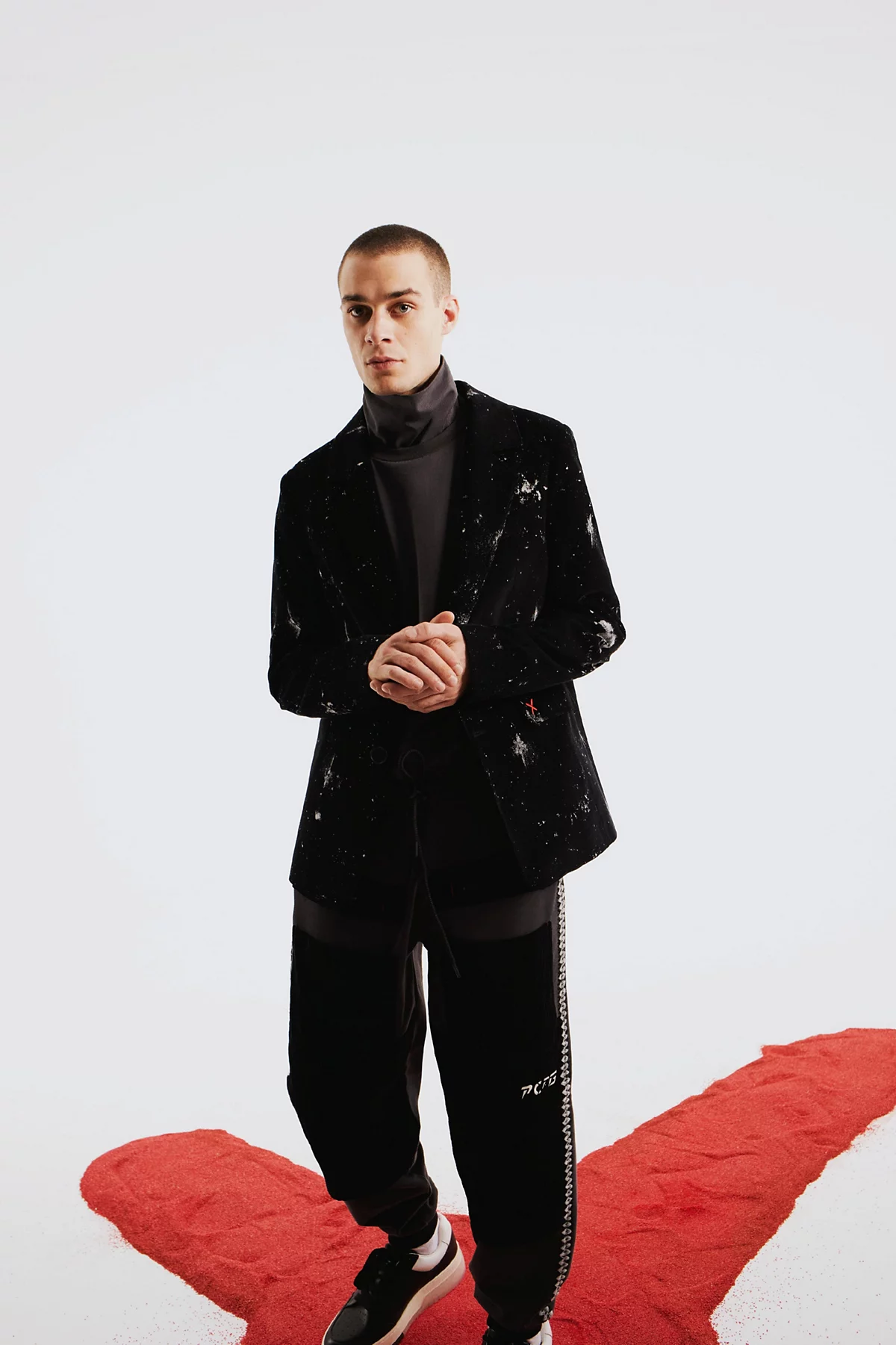 Мужской бархатный блейзер PCFG 92890₽