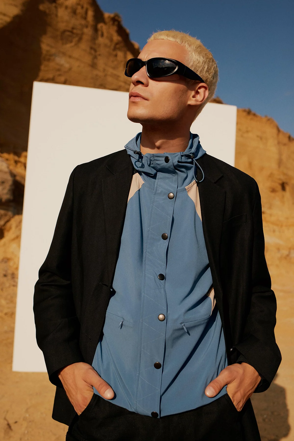 Мужской льняной костюм-блейзер Free Heaven от PCFG 69490₽