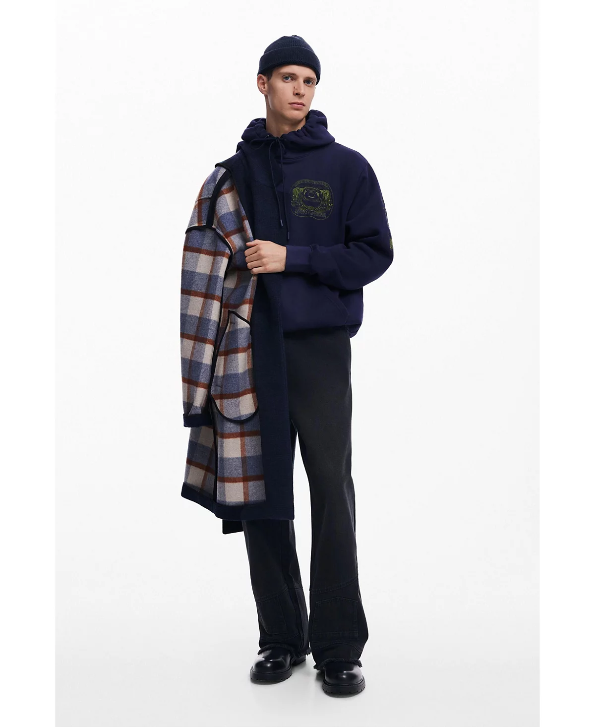 Мужская толстовка Desigual с вышивкой тигра 28390₽