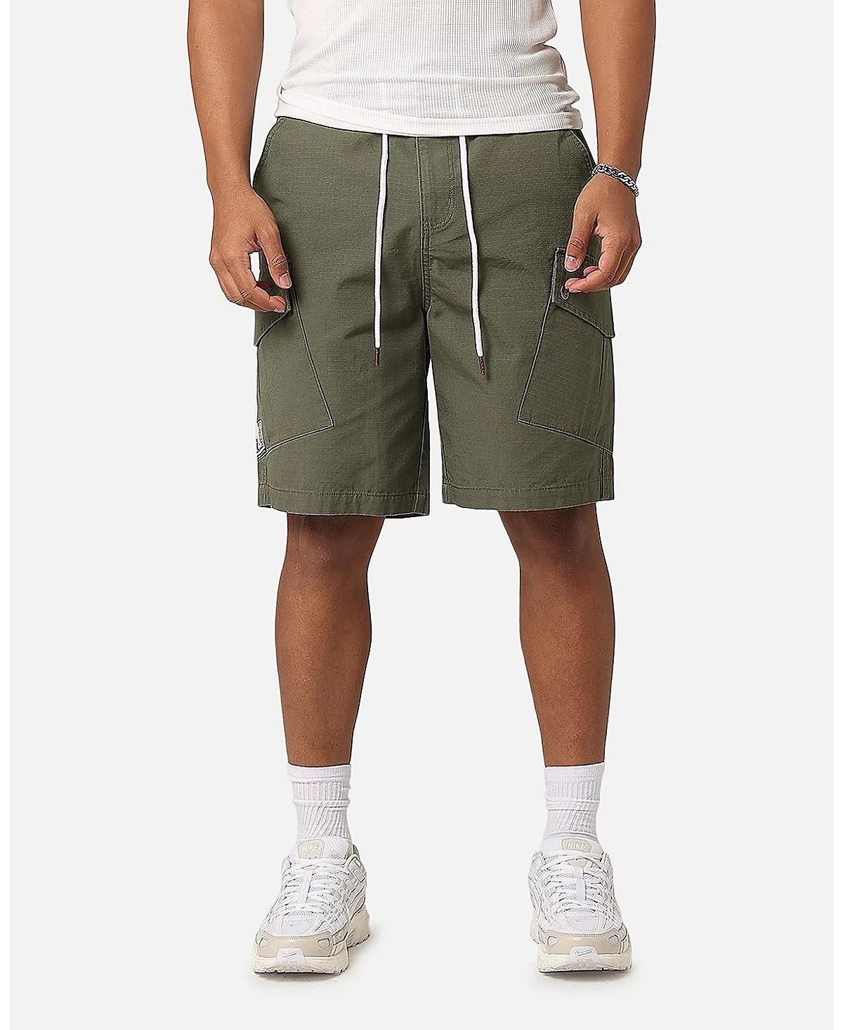 Качественные мужские шорты-карго CARRE 9090₽