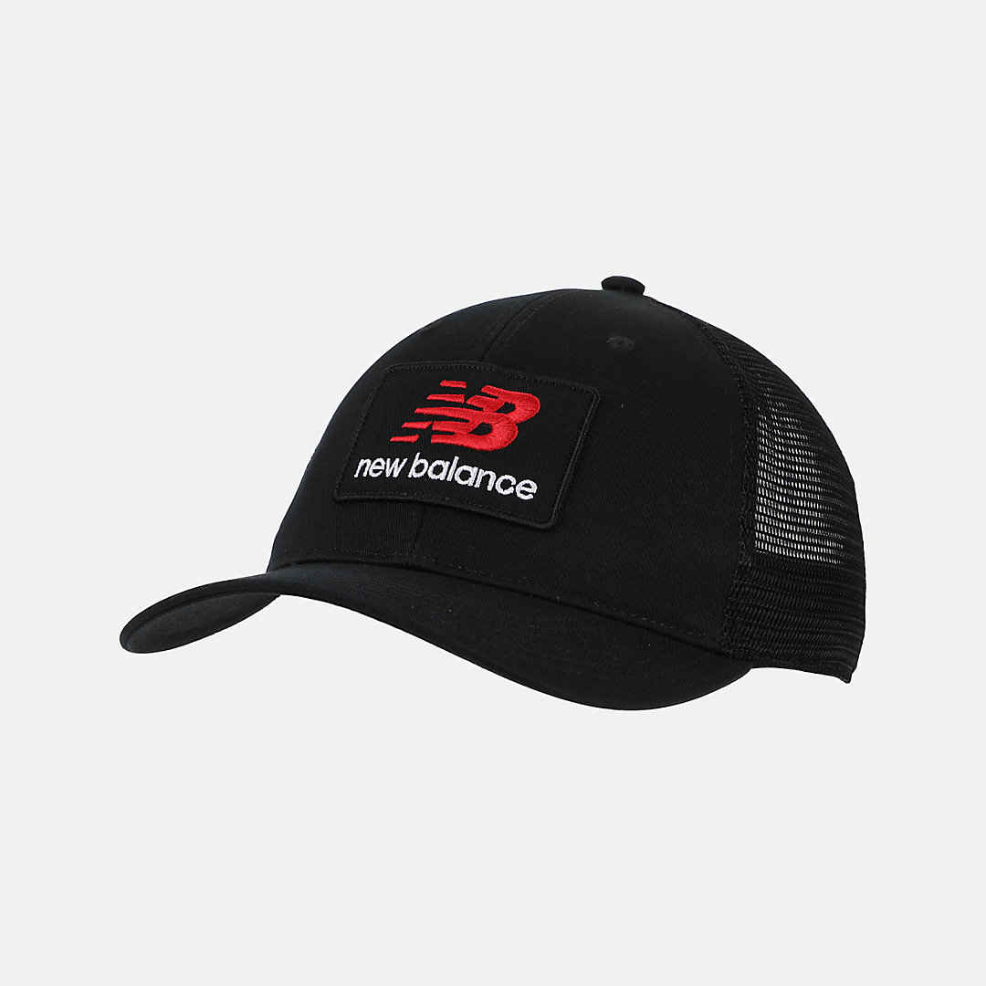 Дальнобойщик с логотипом New Balance Stacked Patch 5290₽