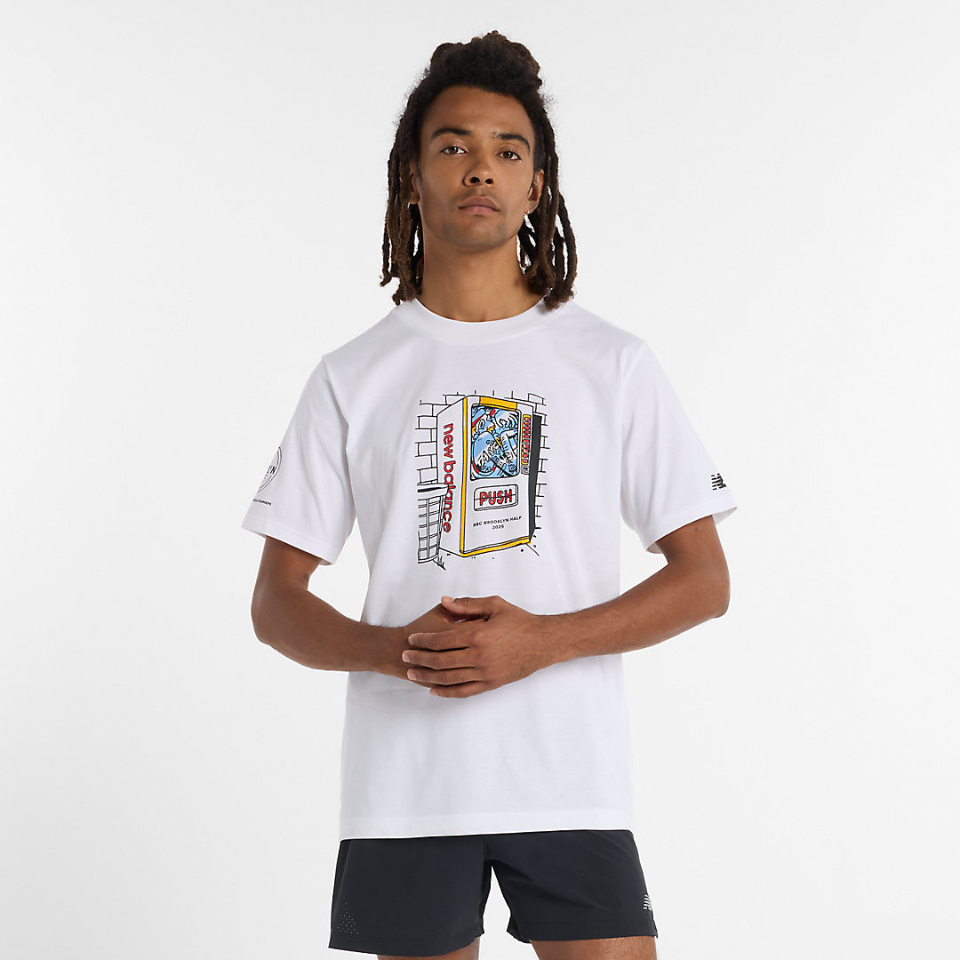 Футболка New Balance RBC Brooklyn с полупрозрачным рисунком 6690₽