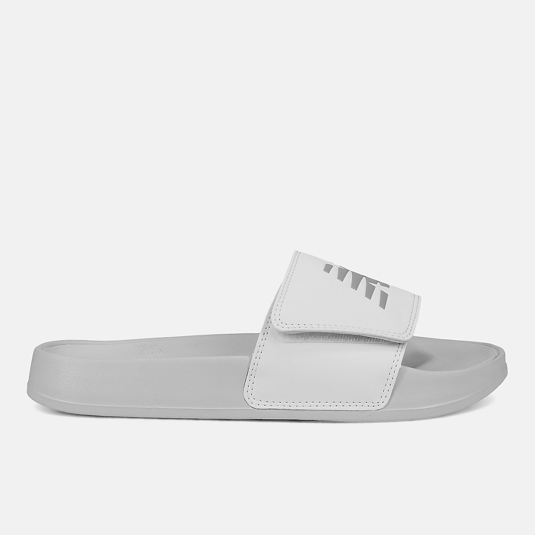 New Balance 200 - Adjustable 6690₽