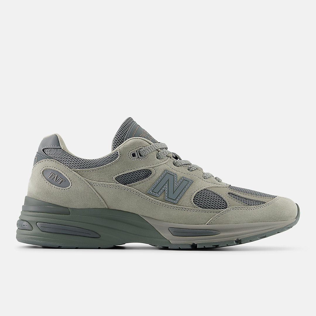 thisisneverthat X New Balance Made in UK U991V2 51390₽