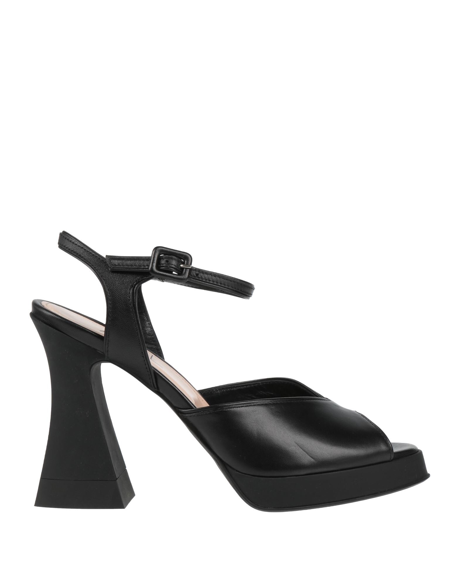 AGL Сандалии 39190₽