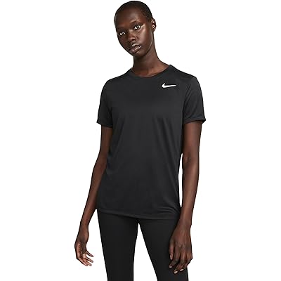 Непринужденная футболка с коротким рукавом Nike Dri-Fit