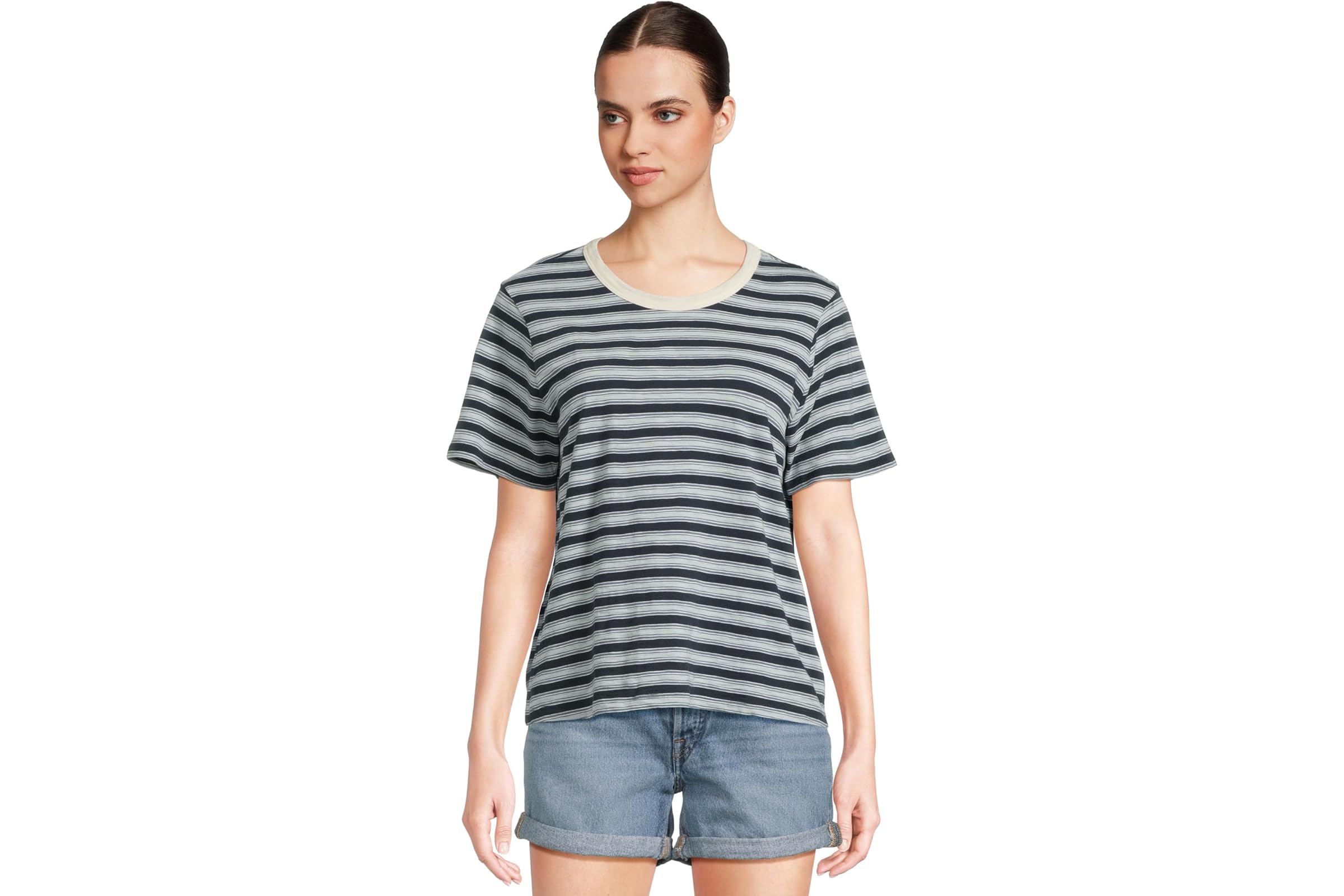 Футболка Faherty Essential выстиранная на солнце 12890₽