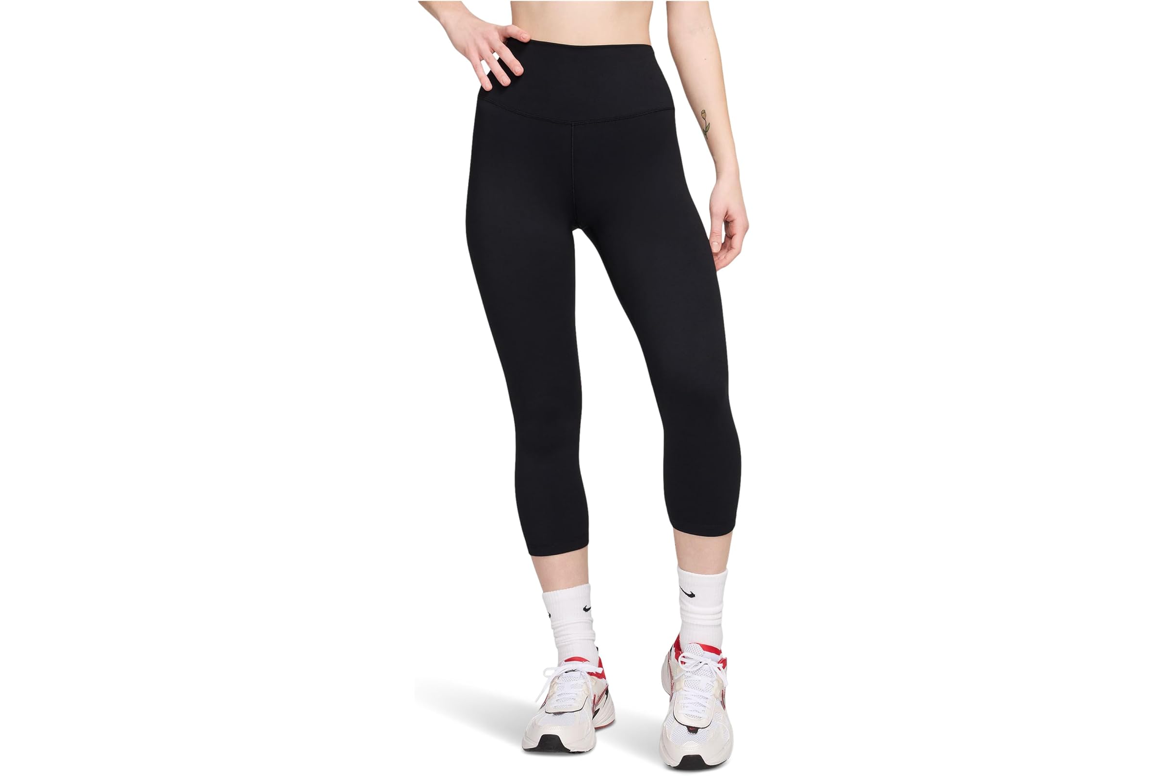 Брюки Nike One High-Waisted Crop Leggings 6590₽