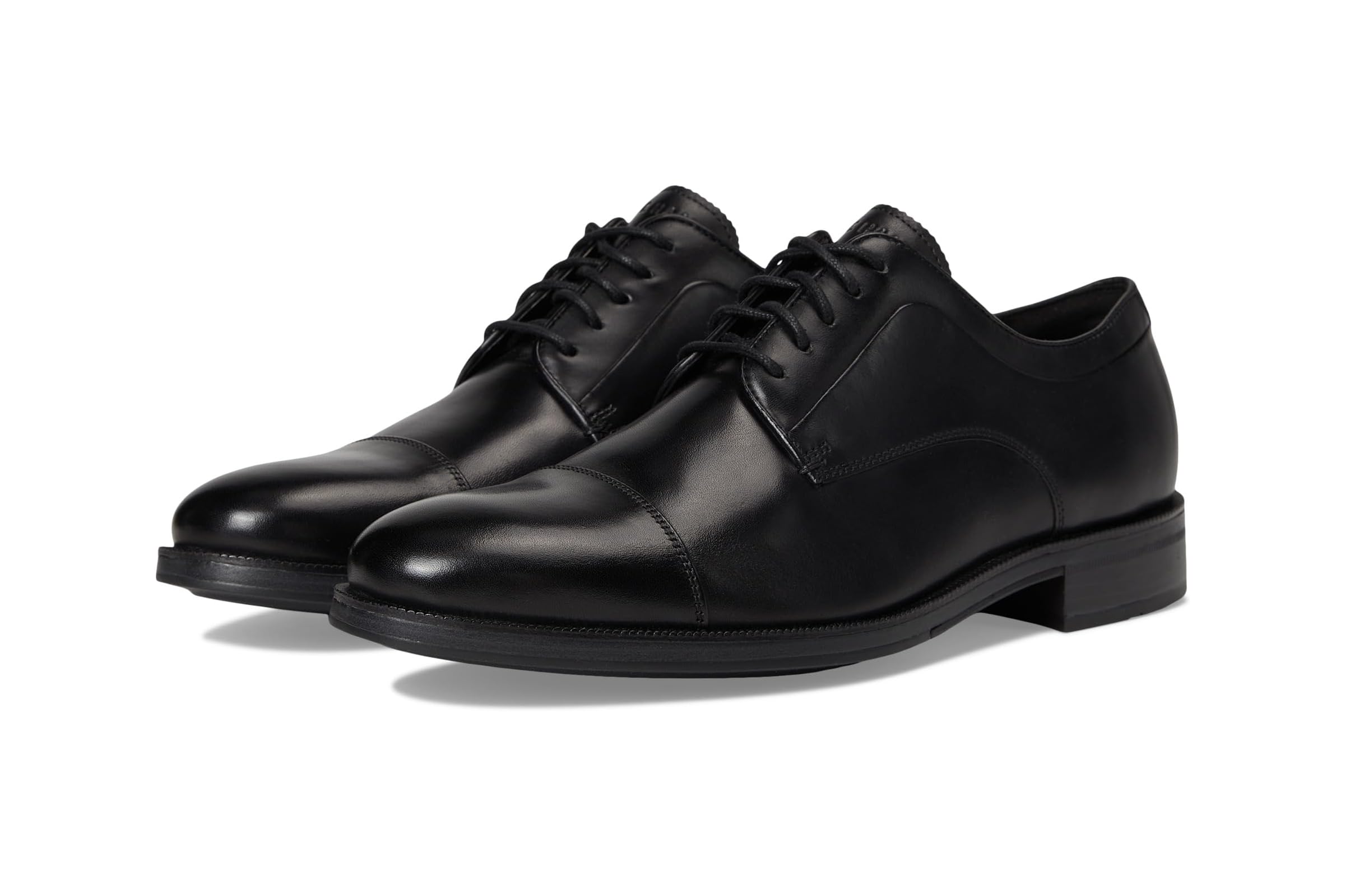 Cole Haan Dean Grand Cap Toe Oxfords 40690₽