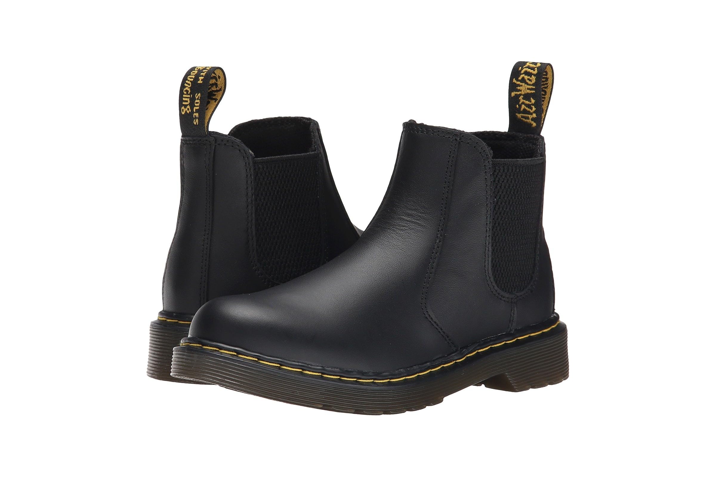 Dr. Martens Kids Collection 2976 Junior Chelsea Boot (Little Kid/Big Kid)