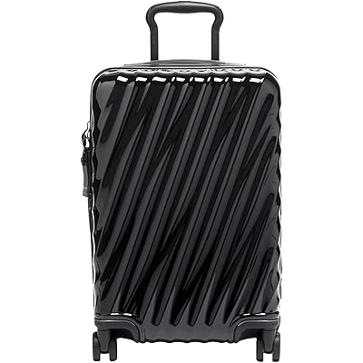 Чемодан Tumi 19 Degree Polycarbonate International Expandable 4 Wheel Carry-On
