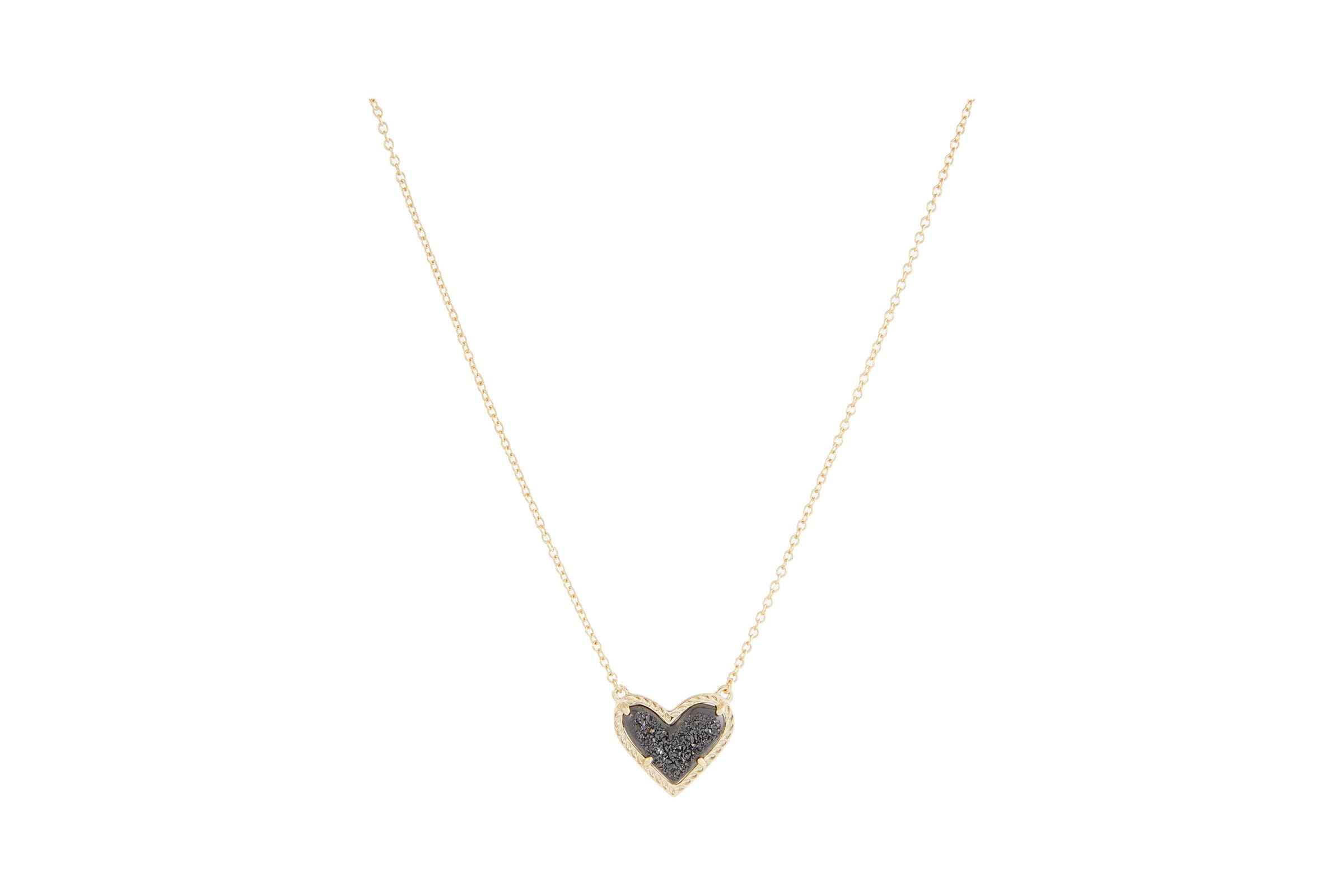 Kendra Scott Ari Heart Short Pendant Necklace