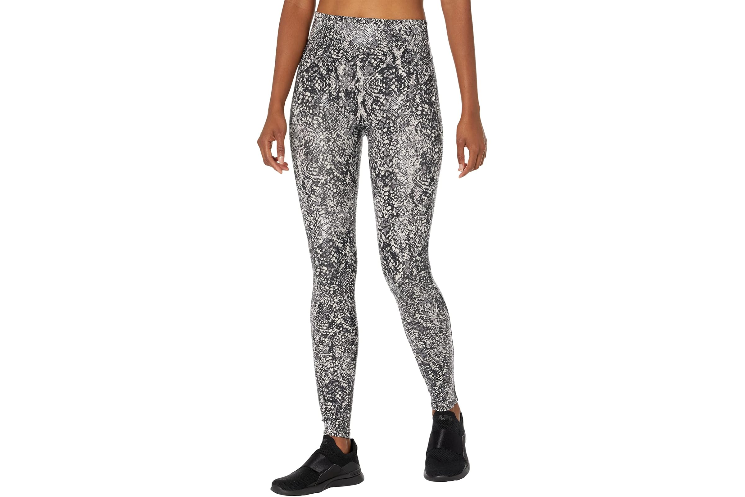 Spanx Faux Leather Snake Shine Leggings 7390₽