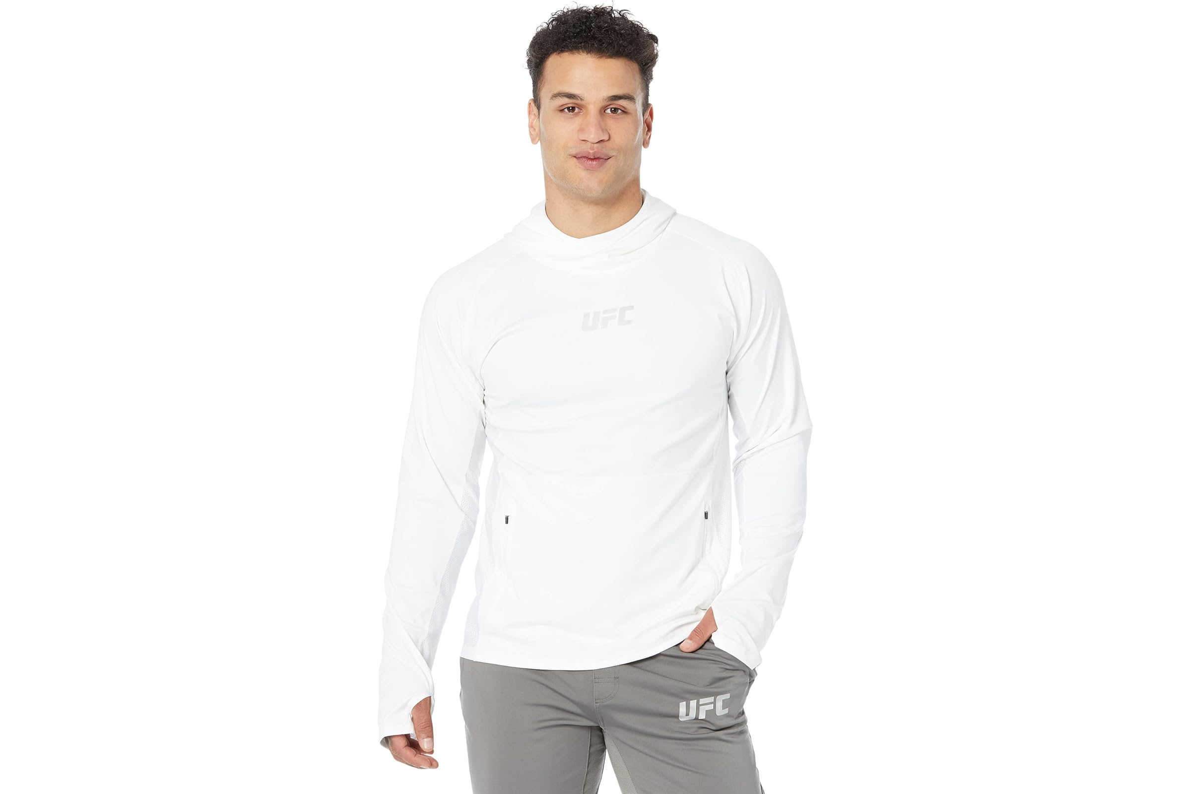 UFC Long Sleeve Pullover Hoodie 8090₽