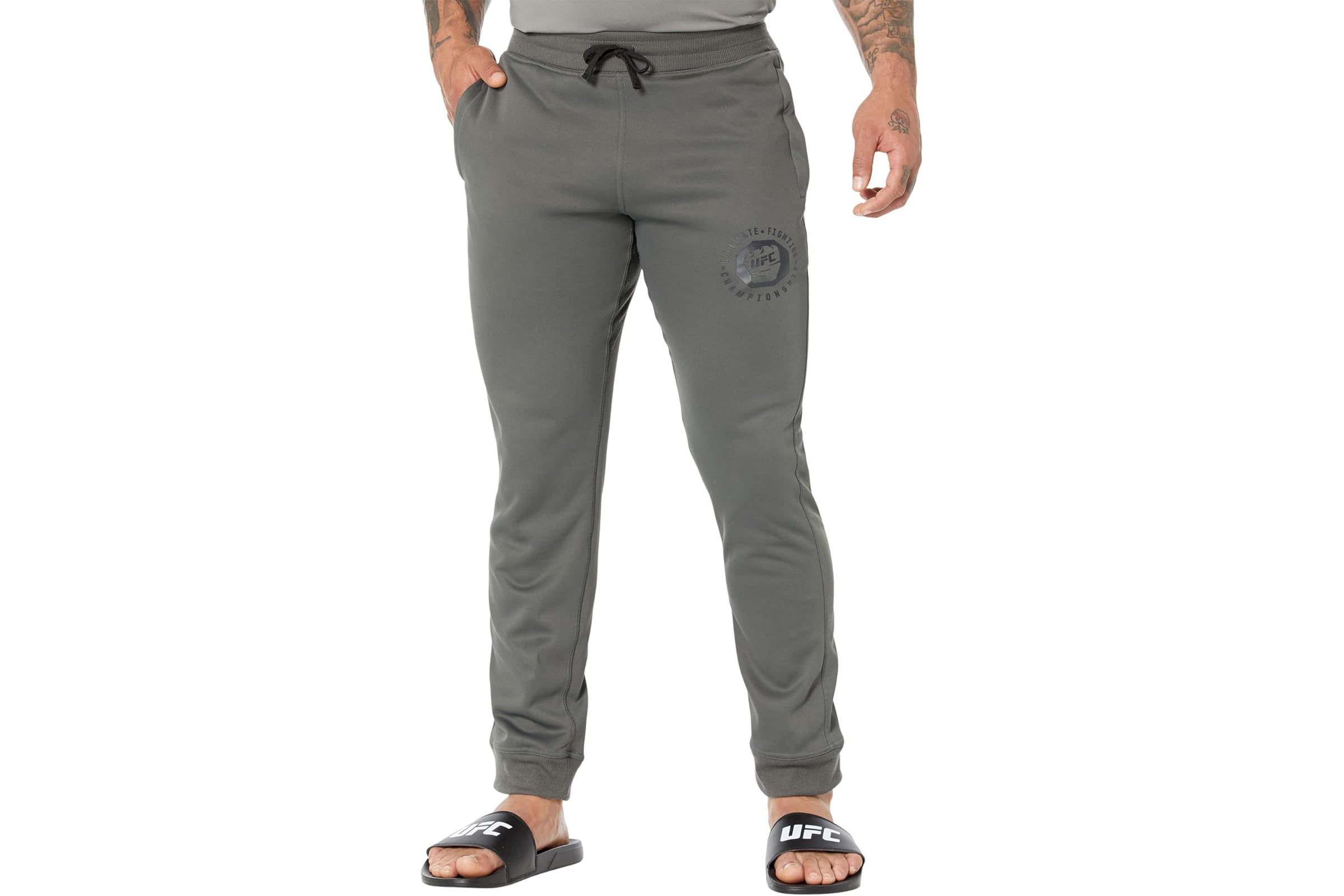 UFC Basic Tech-Joggers 7690₽