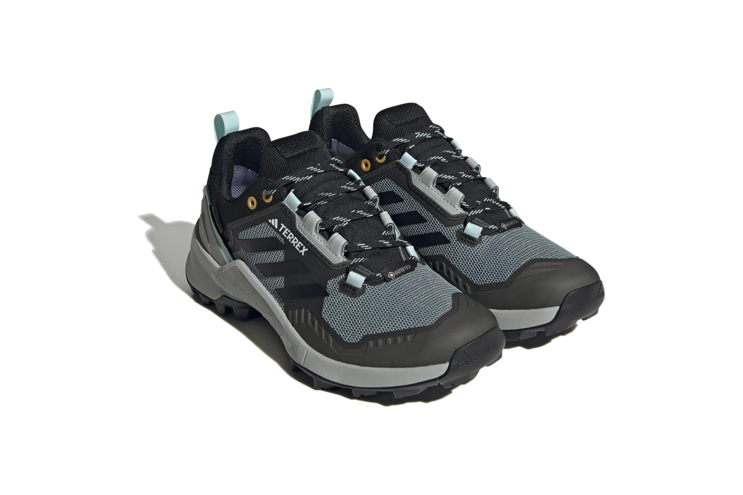 Женские кроссовки adidas Outdoor Terrex Swift R3 GORE-TEX 34290₽