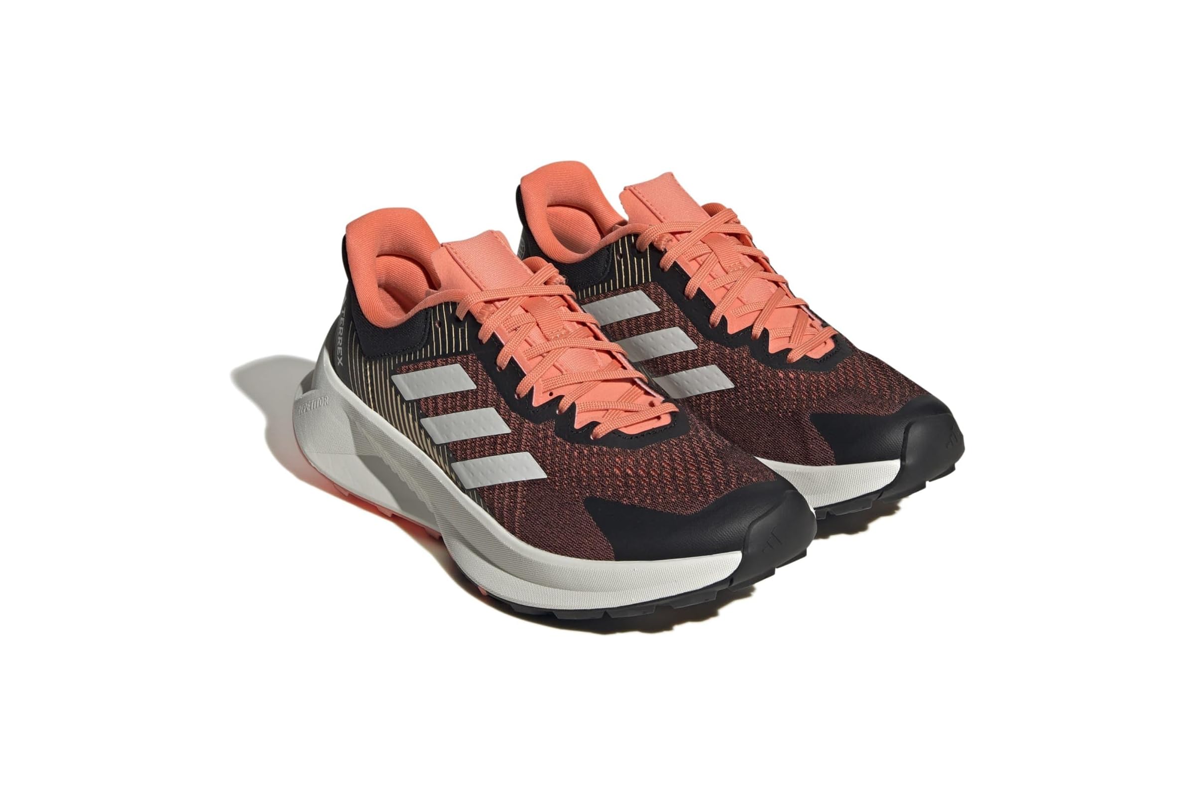 Женские кроссовки adidas Outdoor Terrex Soulstride Flow 23390₽